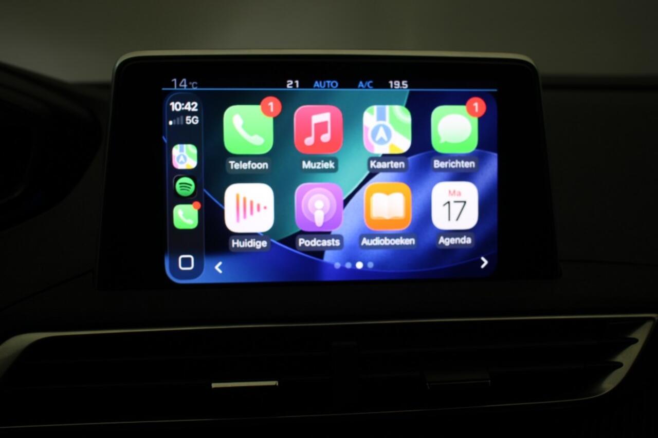 Peugeot 5008 1.2 PureTech Premium 7 Persoons - Carplay, Navi, Camera, Cruise, Trekhaak