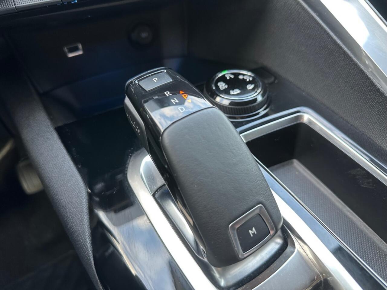 Peugeot 5008 1.2 PURETECH ACTIVE AUTOMAAT