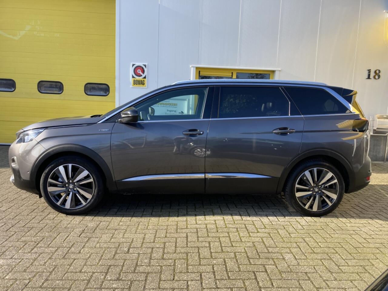 Peugeot 5008 1.2 PT GT-Line 7 Persoons Leer Panodak Trekhaak