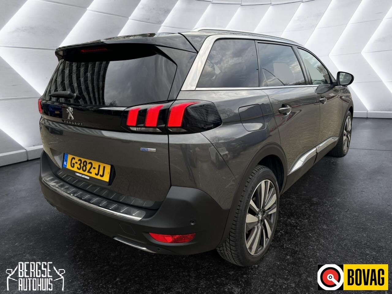 Peugeot 5008 1.2 PT BL. GT-Line 7PRS PANO VIRTUAL