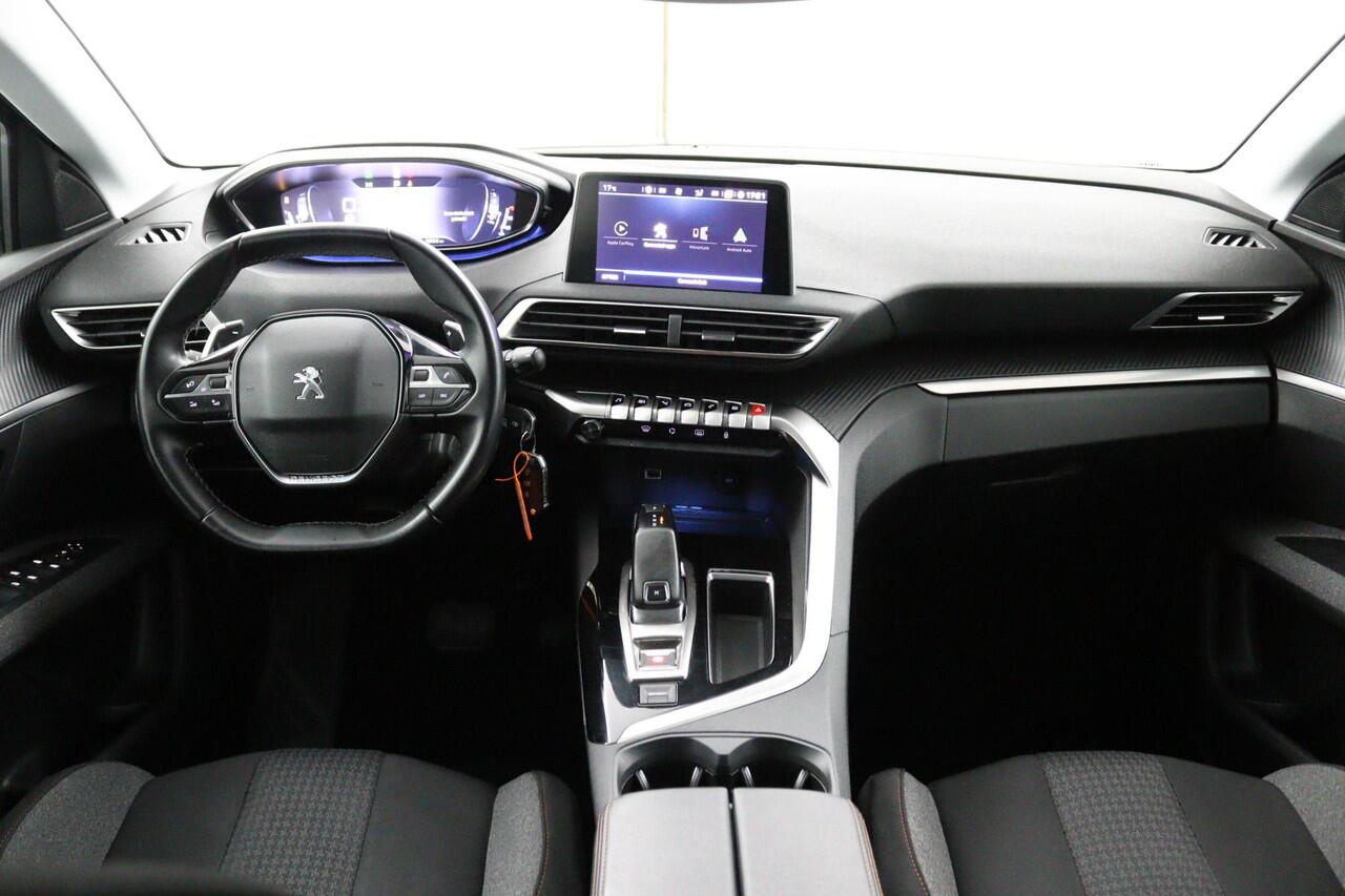 Peugeot 5008 1.2 PureTech*NAVI*CAM*HAAK*CRUISE*ECC*CARPLAY*7PER