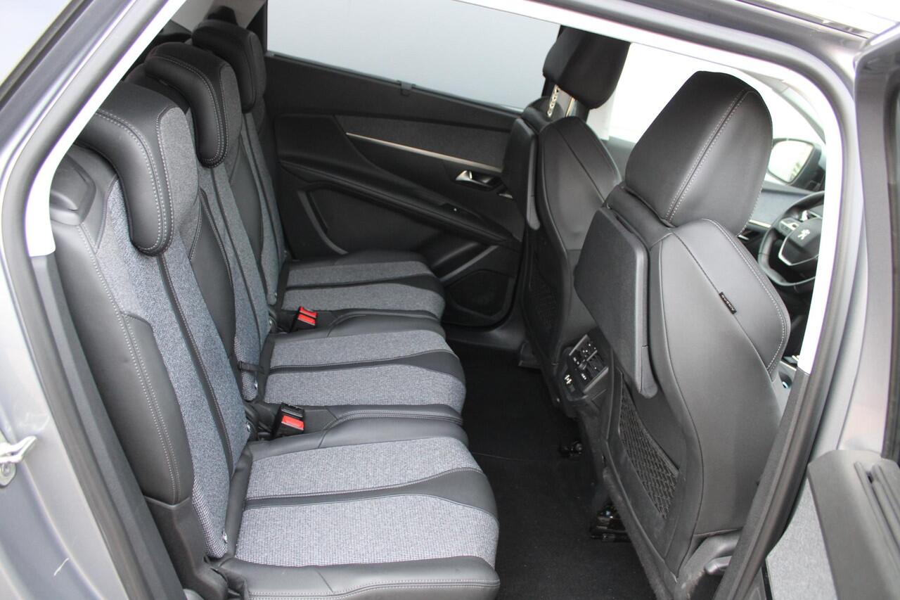 Peugeot 5008 1.2 PureTech 130PK Allure Pack Automaat 7-zits Airco Navi Camera Carplay 53.475km