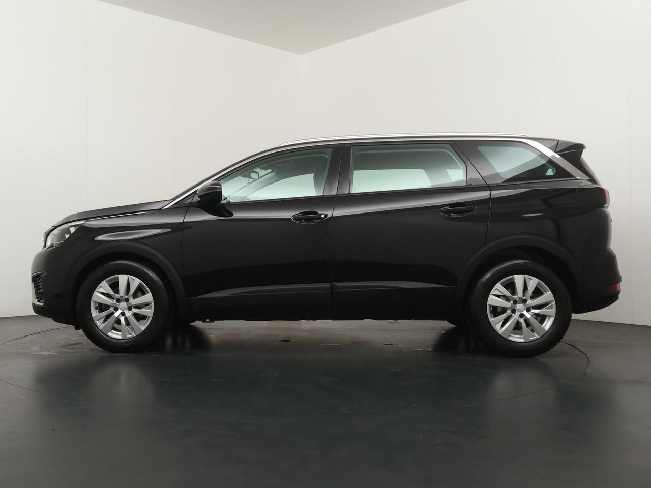 Peugeot 5008 1.2 PureTech Blue Lease Executive - 7-Zitter - Navigatie - Climate Control - Lichtmetalen velgen