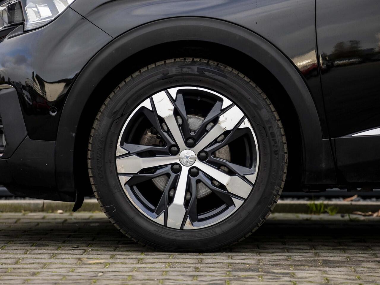 Peugeot 5008 1.2 PureTech Crossway