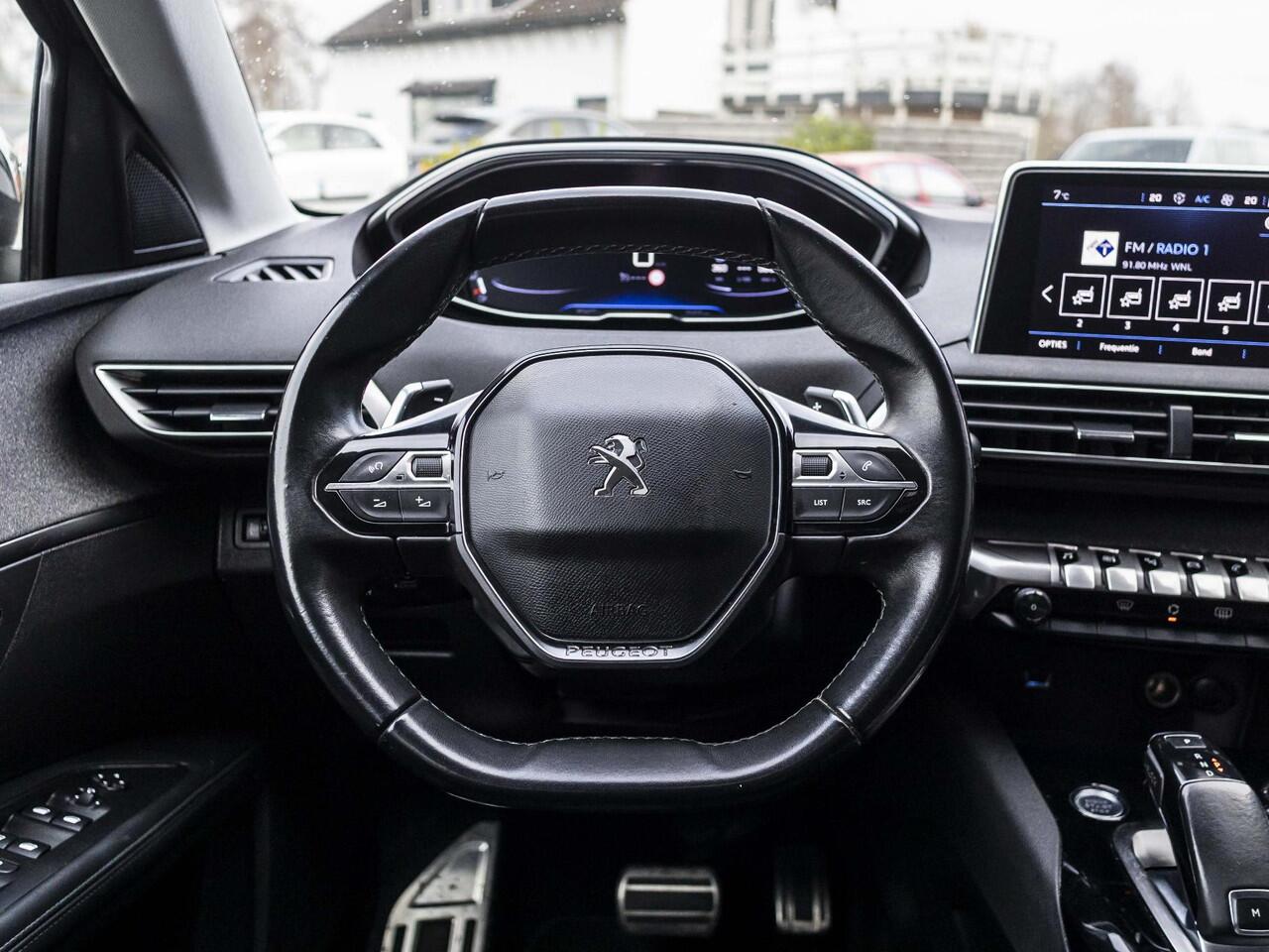 Peugeot 5008 1.2 PureTech Crossway