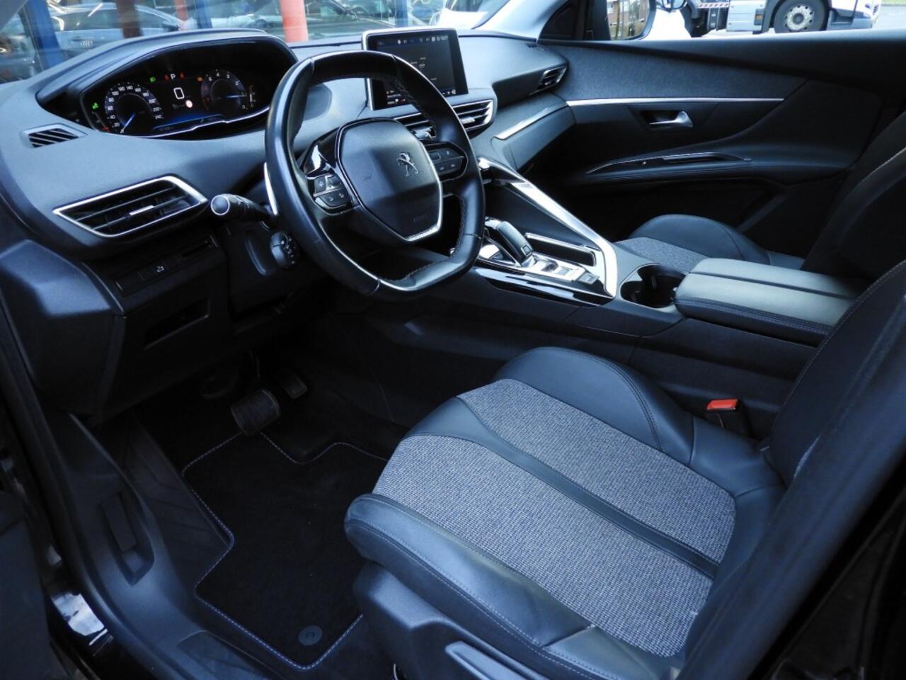 Peugeot 5008 7-PERS AUTOMAAT 130PK BLUE LEASE PREMIUM