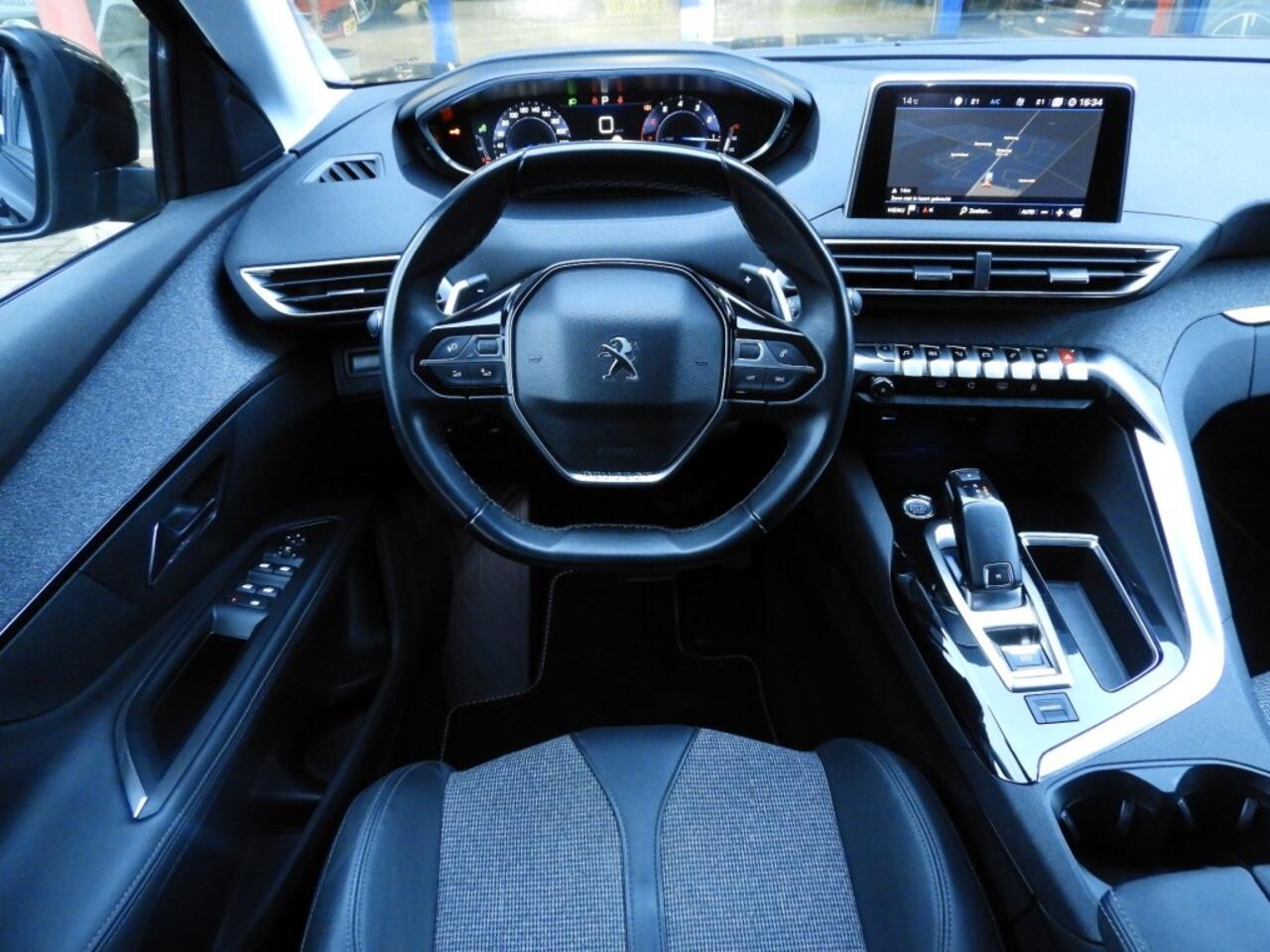 Peugeot 5008 7-PERS AUTOMAAT 130PK BLUE LEASE PREMIUM