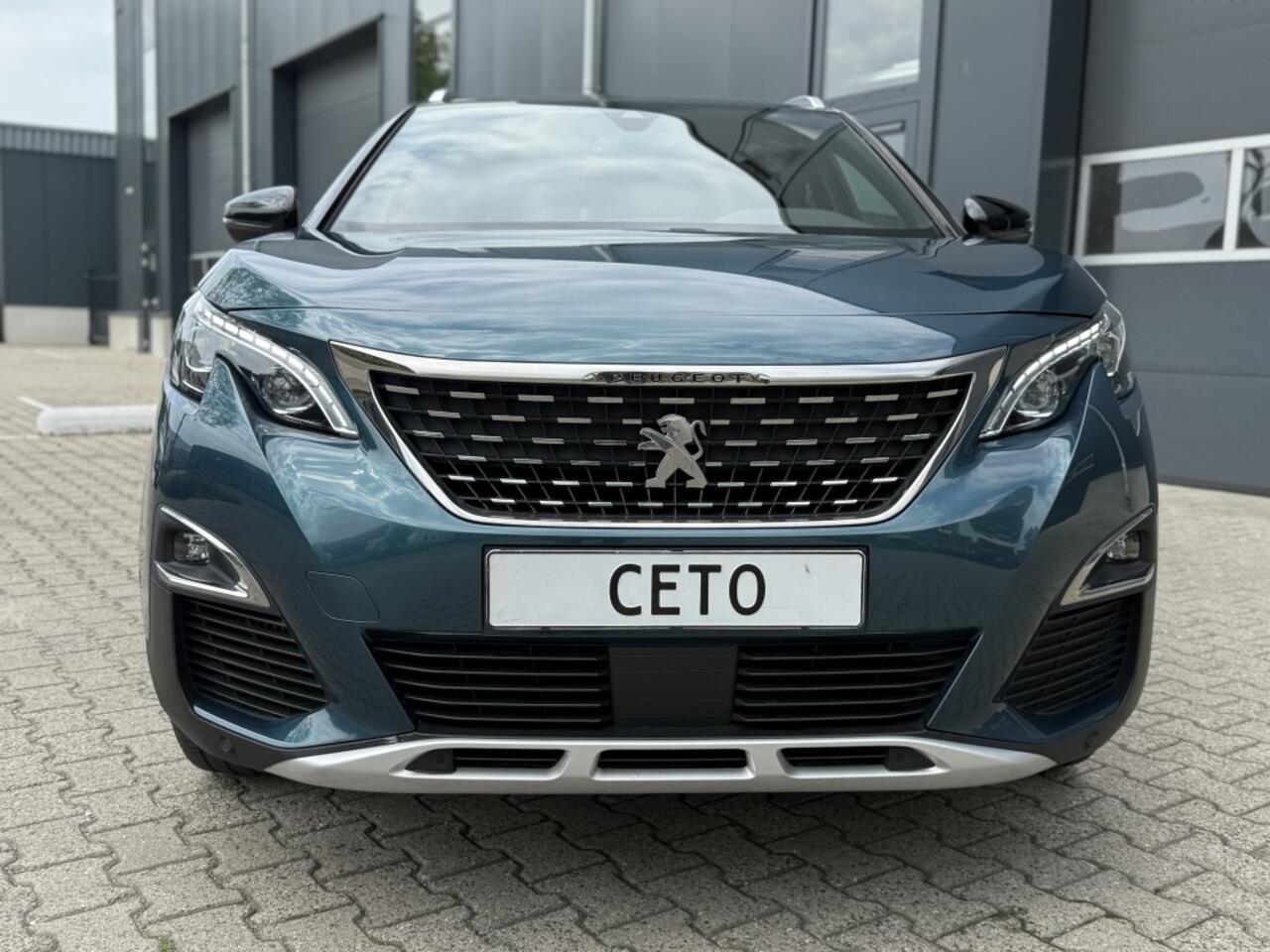 Peugeot 5008 1.2 PureTech GT-Line 7 persoons trekh.