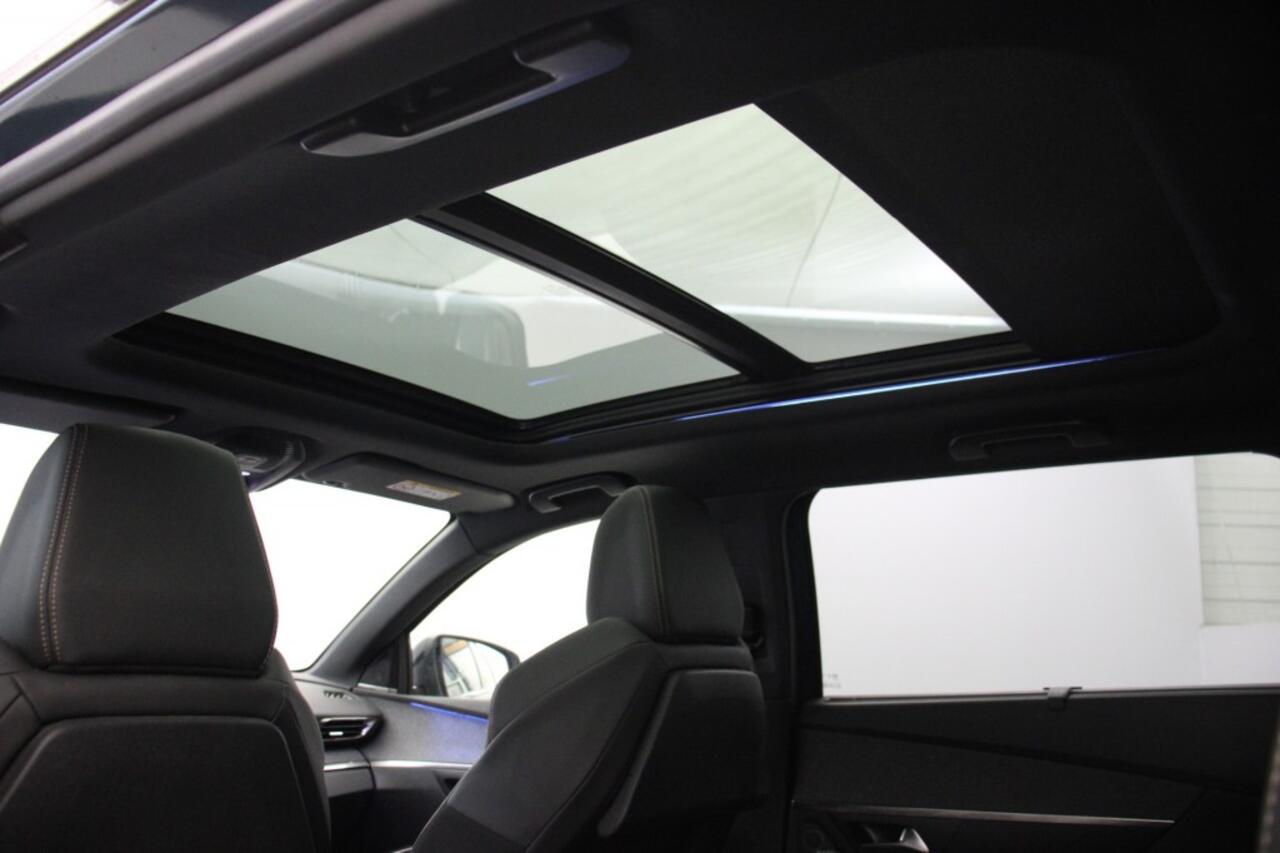 Peugeot 5008 1.5 BlueHDi GT-Line - Panorama, Carplay, Camera, Half Leer