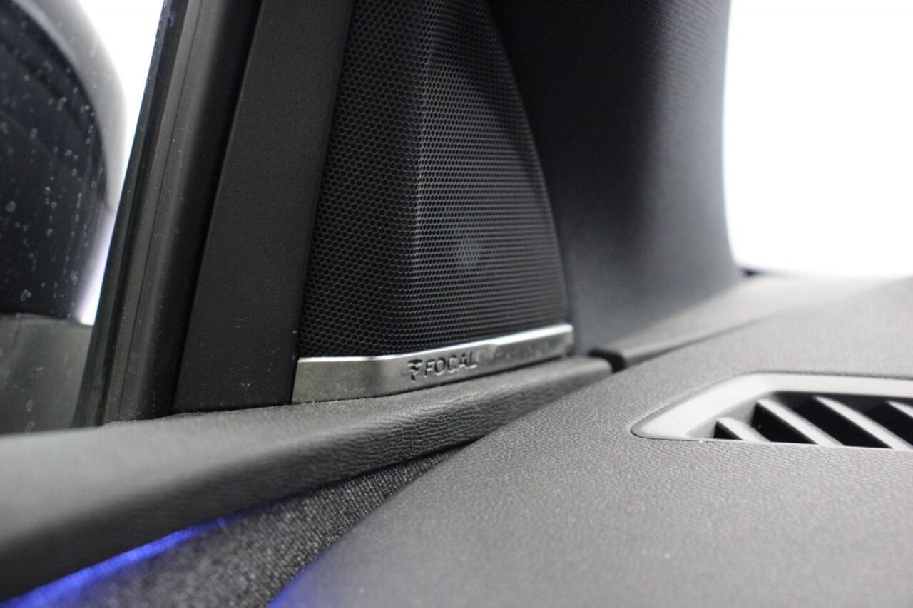 Peugeot 5008 1.5 BlueHDi GT-Line - Panorama, Carplay, Camera, Half Leer