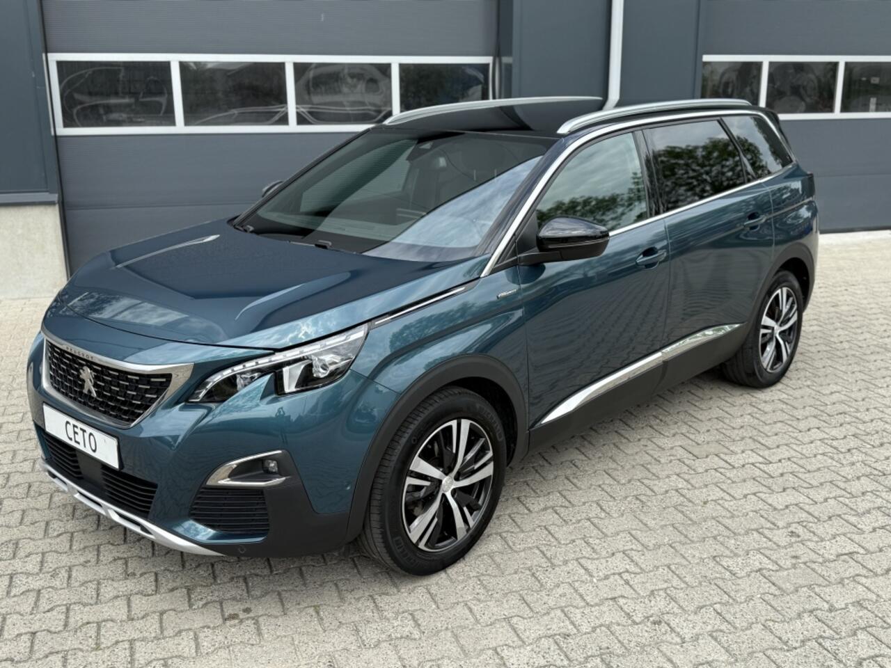 Peugeot 5008 1.2 PureTech GT-Line 7 persoons trekh.