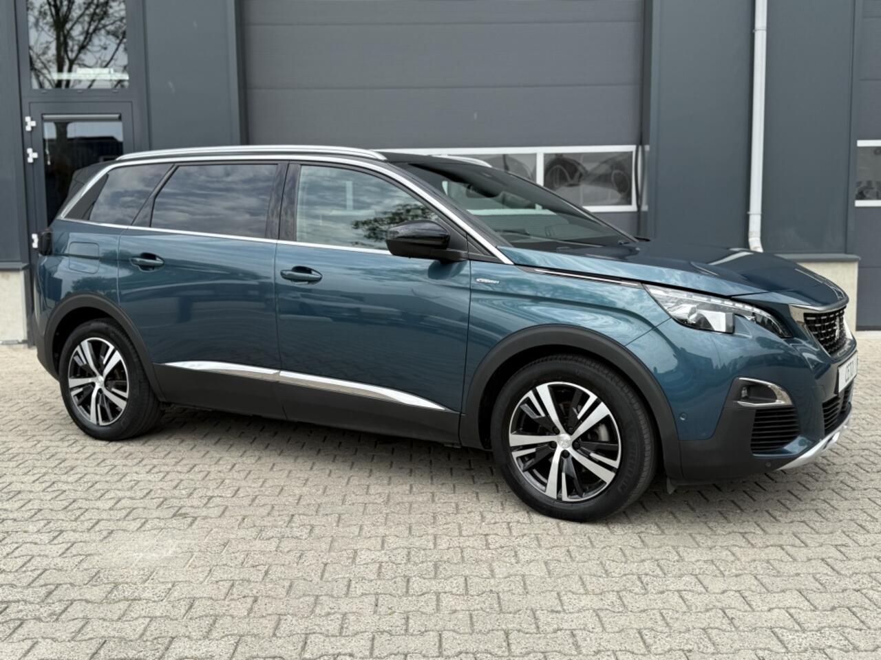 Peugeot 5008 1.2 PureTech GT-Line 7 persoons trekh.