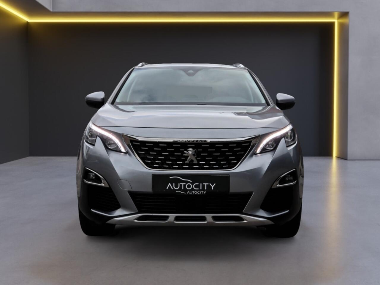 Peugeot 5008 1.2 PureTech 7P Allure Keyless l Camera l Navi