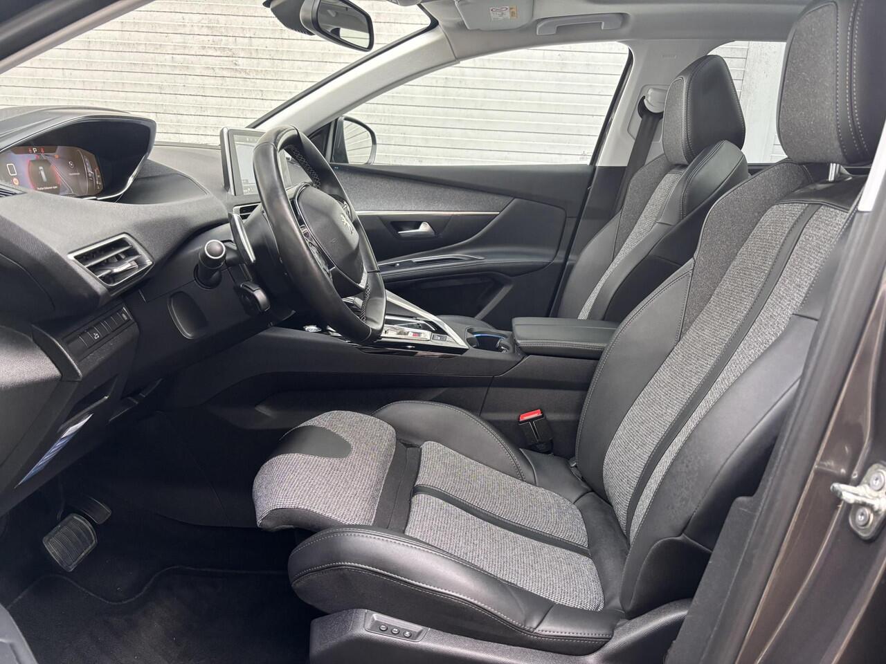 Peugeot 5008 Blue Lease Allure Premium 1.2 Turbo 130pk EAT8 | SCHUIF/KANTELDAK | MEMORY | AGR-STOELEN | STOELVERW. | FULL-LED | ADAPTIVE CRUISE | HANDSFREE A.KLEP