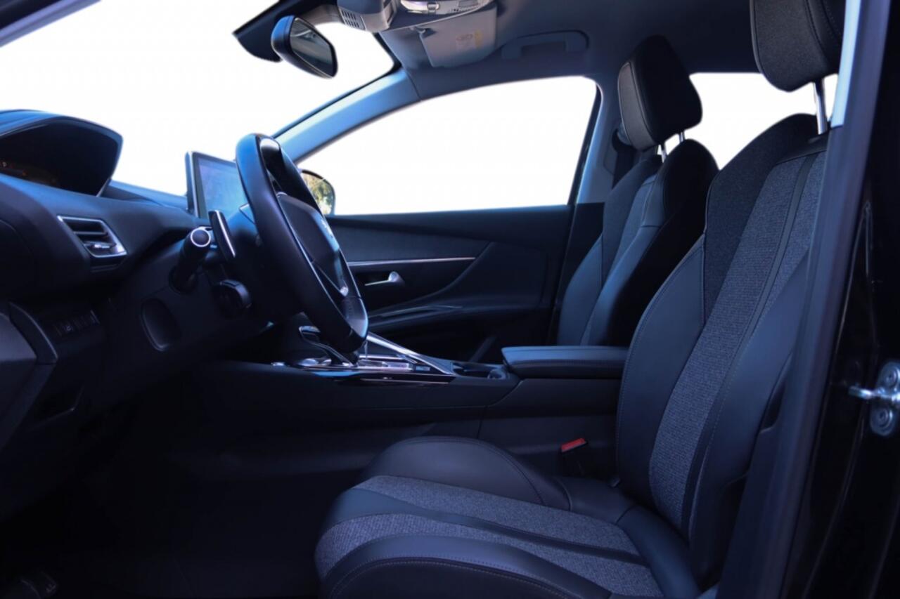 Peugeot 5008 5008 1.2 PureTech 130 Allure Business Trekhaak l 360 Camera l Bl