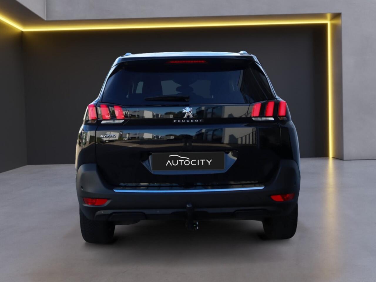 Peugeot 5008 5008 1.2 PureTech 130 Allure Business Trekhaak l 360 Camera l Bl