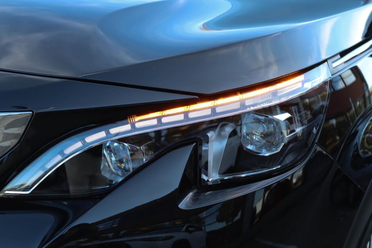 Peugeot 5008 5008 1.2 PureTech 130 Allure Business Trekhaak l 360 Camera l Bl