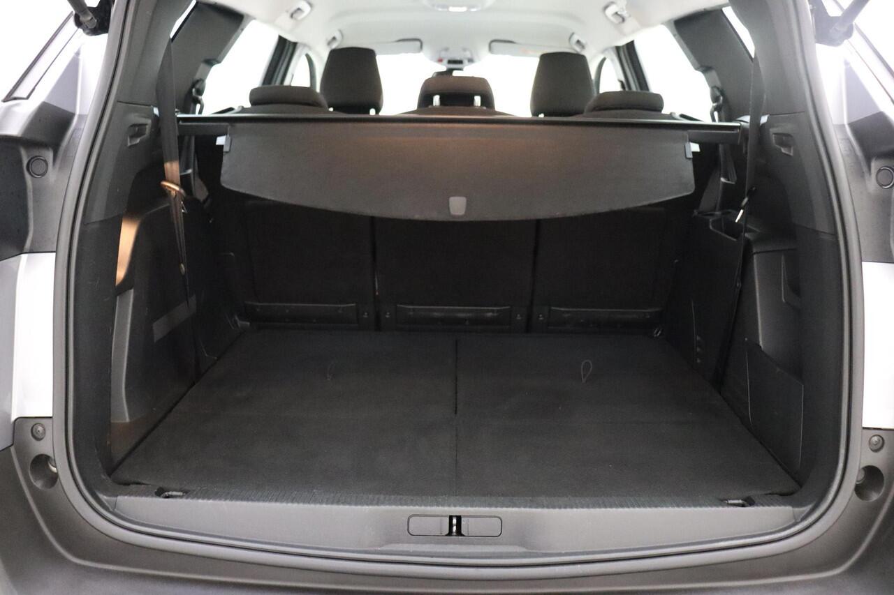 Peugeot 5008 1.2 PureTech Blue Lease Active Navigatie | Apple Carplay/Android Auto | Climate & Cruise Control | LM-velgen | Parkeersensoren | 7-zits