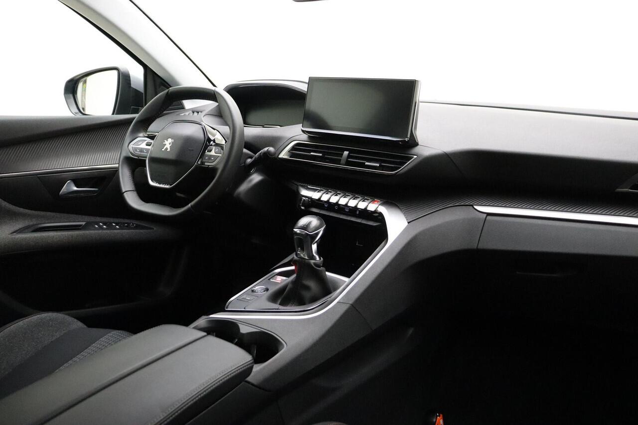 Peugeot 5008 1.2 PureTech Blue Lease Active Navigatie | Apple Carplay/Android Auto | Climate & Cruise Control | LM-velgen | Parkeersensoren | 7-zits