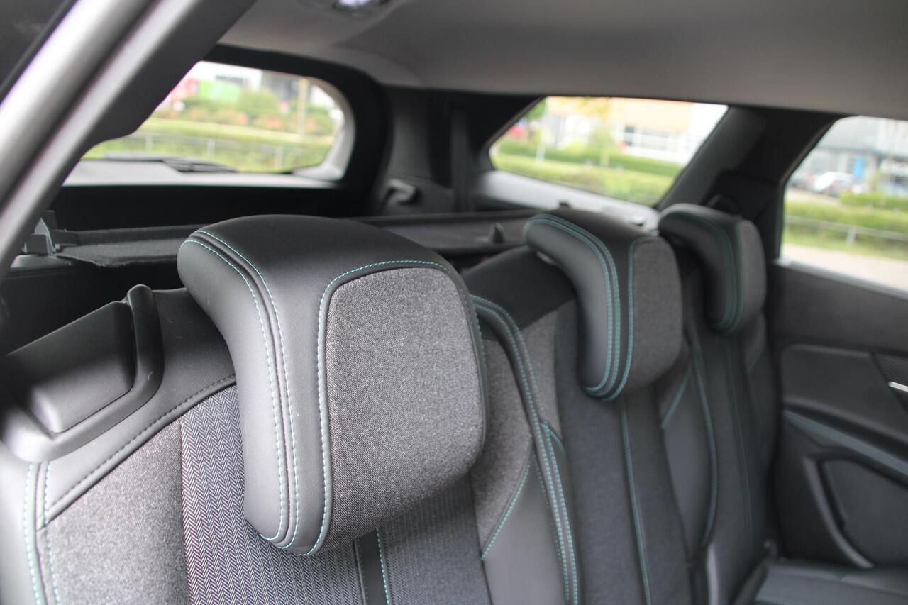 Peugeot 5008 1.2 PureTech 130pk Allure 7-zits Airco Navi Camera Carplay 39.460km