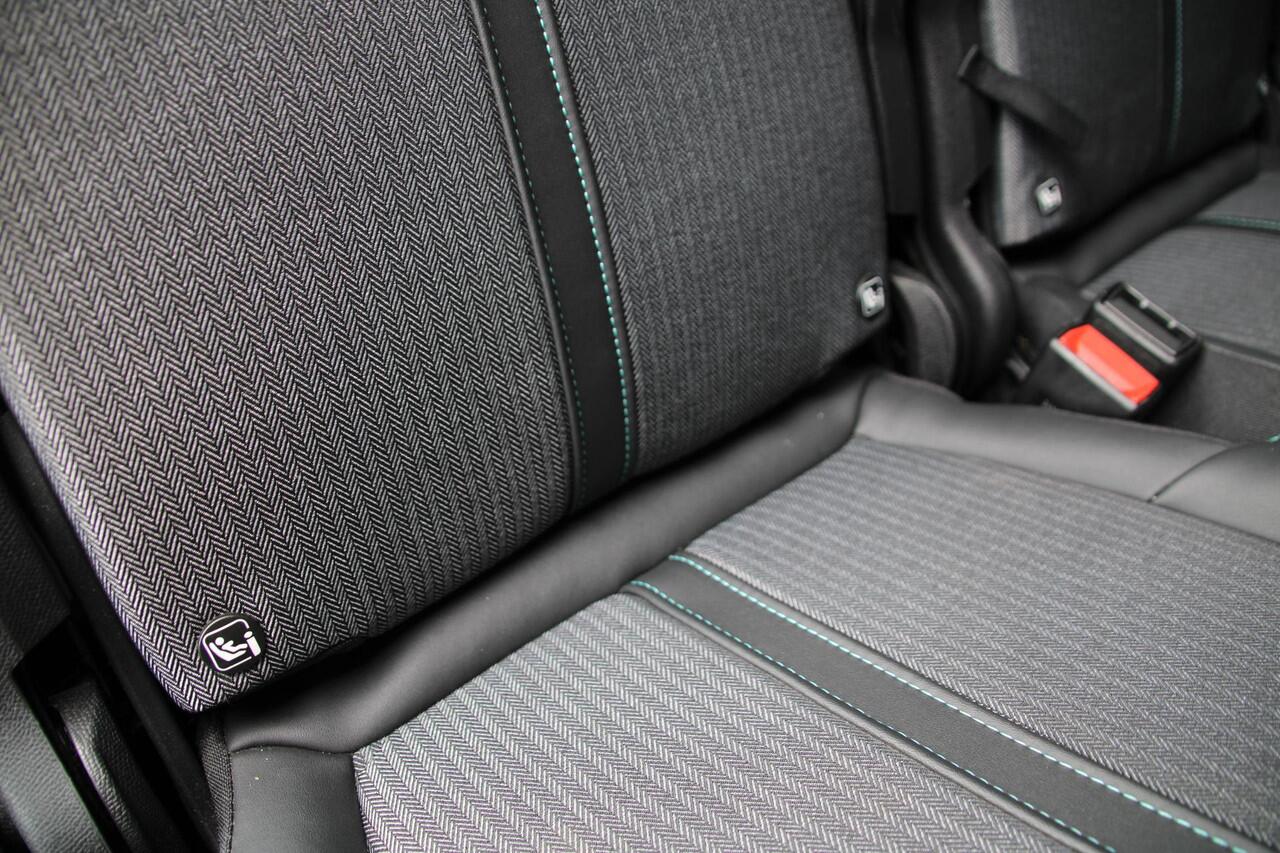 Peugeot 5008 1.2 PureTech 130pk Allure 7-zits Airco Navi Camera Carplay 39.460km