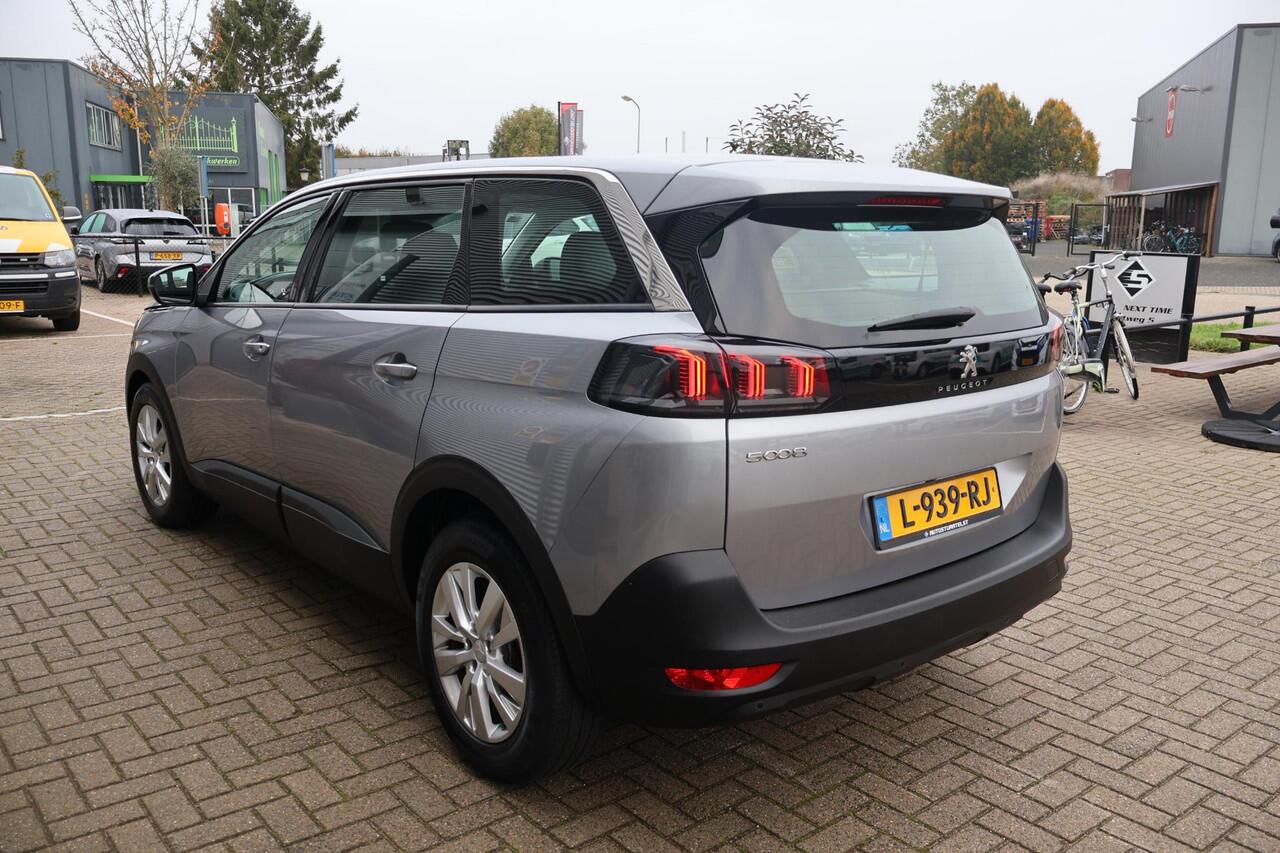 Peugeot 5008 1.2 Active 1e Eigenaar | NL-Auto | Dealer Onderh | 7-Persoons | Trekhaak | Leder | Camera | Dakdrager-set | Navi | Stoelverwarming | PDC | DAB Radio