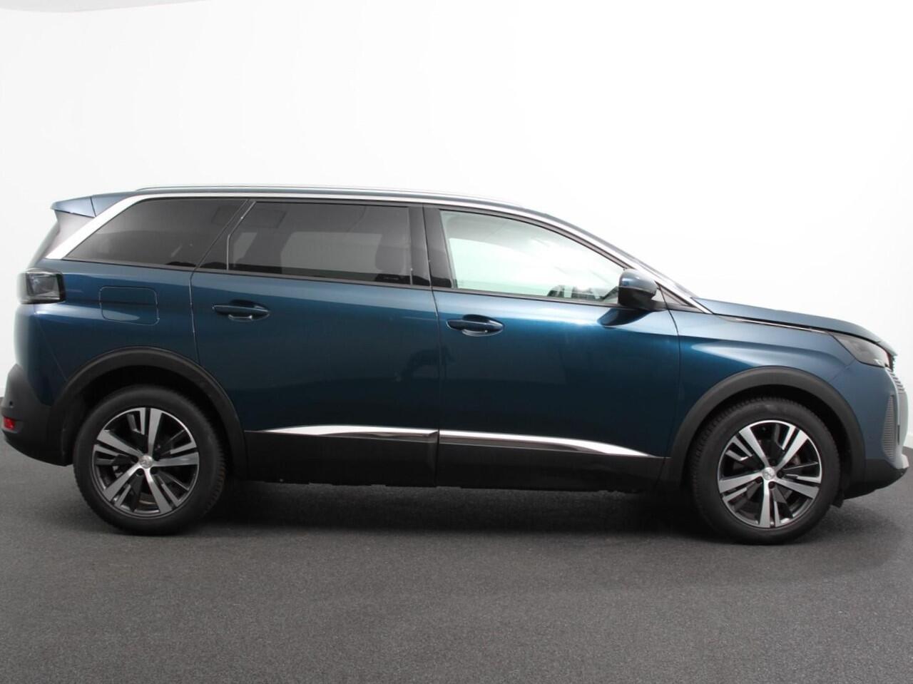 Peugeot 5008 1.2 PureTech 130pk Automaat Allure Pack 7-zits | Navigatie | Apple Carplay/Android Auto | Climate Control | Cruise Control | Virtual cockpit | PDC VA + Camera | Zonneschermen achter | Keyless Go | Full LED 18" LM Velgen