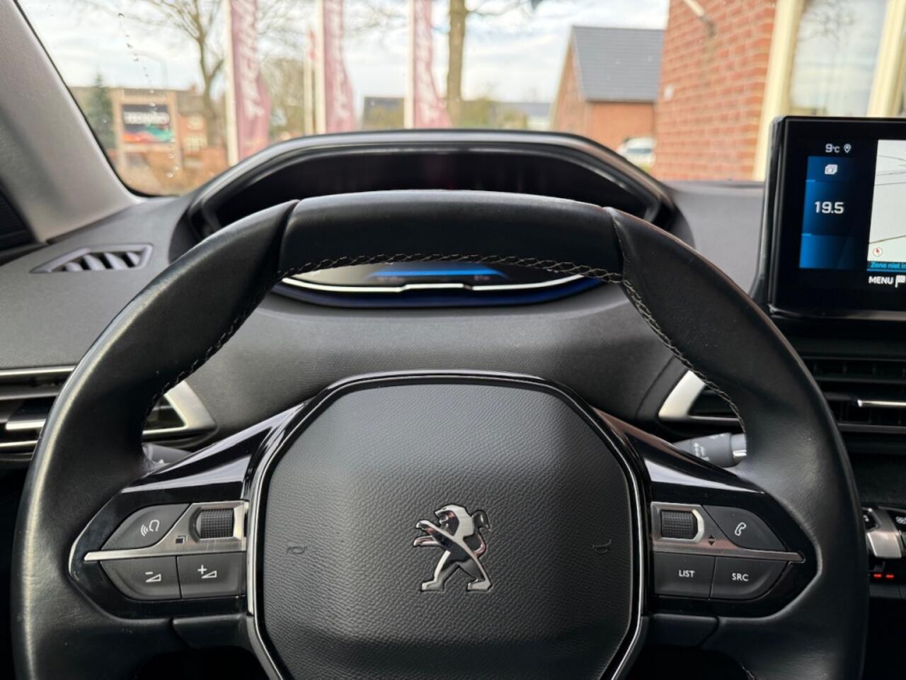 Peugeot 5008 1.2 PT 130 PK Allure 7P.Bns NIEUWE APK / TREKHAAK / CAMERA / FUL