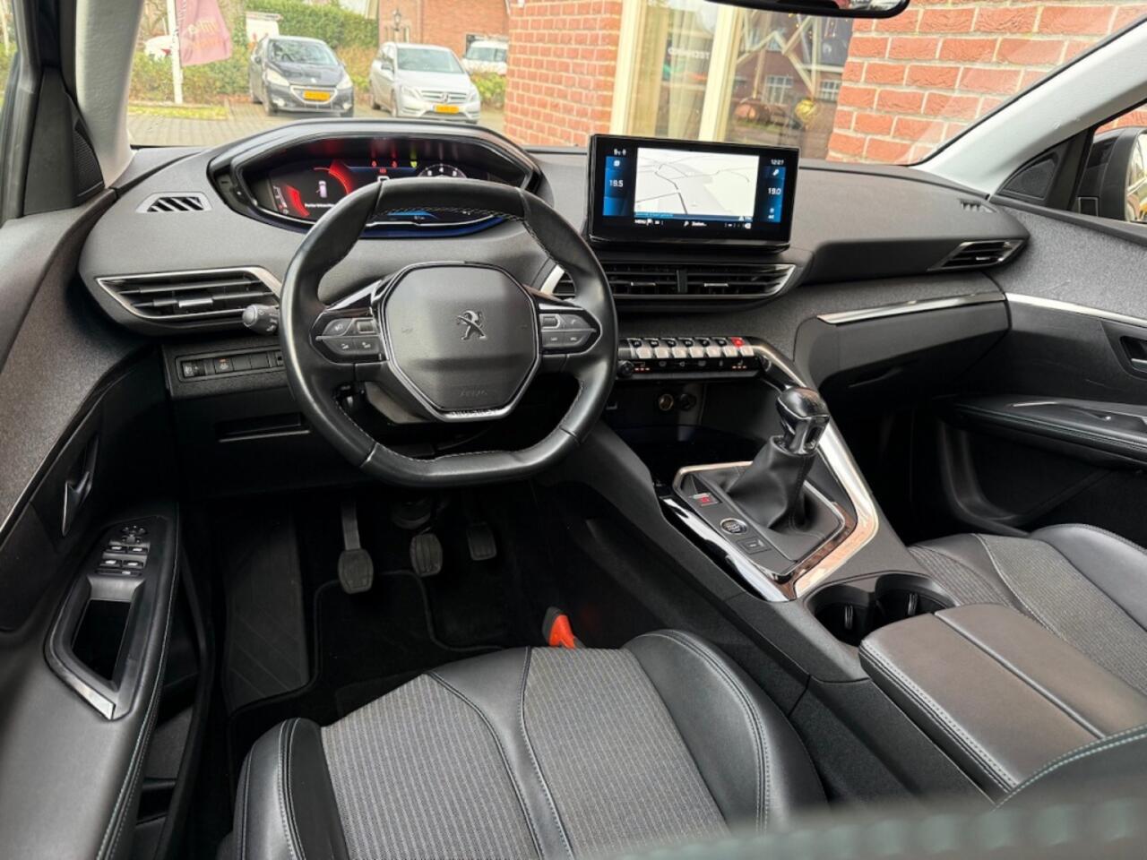 Peugeot 5008 1.2 PT 130 PK Allure 7P.Bns NIEUWE APK / TREKHAAK / CAMERA / FUL