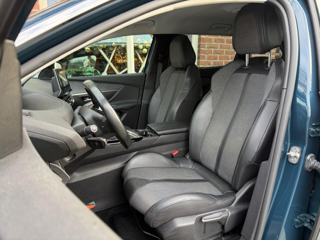 Peugeot 5008 1.2 PT 130 PK Allure 7P.Bns NIEUWE APK / TREKHAAK / CAMERA / FUL