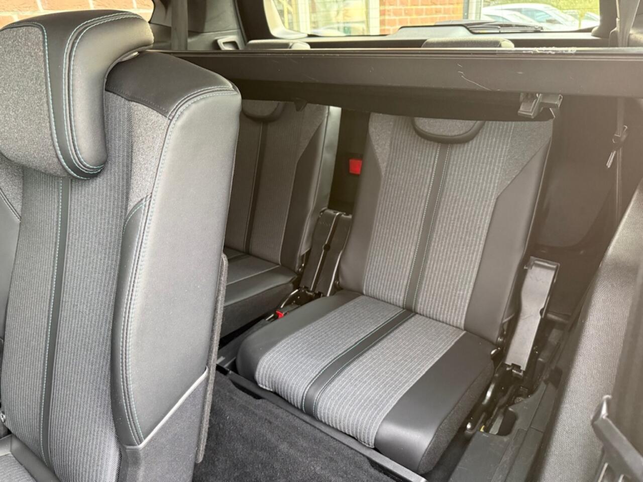 Peugeot 5008 1.2 PT 130 PK Allure 7P.Bns NIEUWE APK / TREKHAAK / CAMERA / FUL