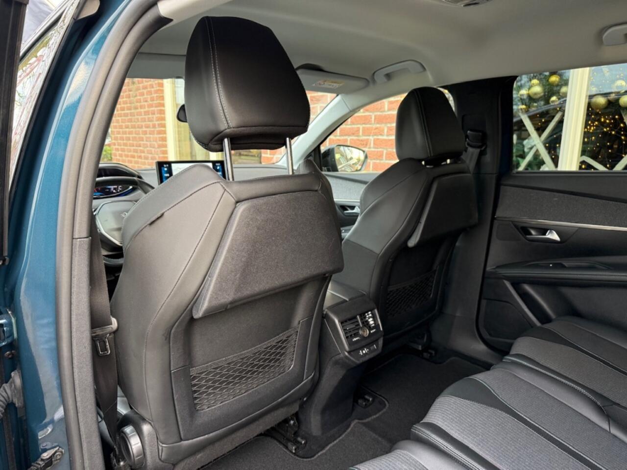 Peugeot 5008 1.2 PT 130 PK Allure 7P.Bns NIEUWE APK / TREKHAAK / CAMERA / FUL