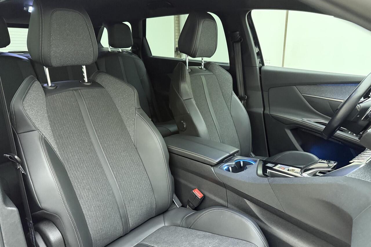 Peugeot 5008 1.2 PureTech GT-Line Avantage 130 PK | Automaat | 7-Zits | Camera | Cruise Control | DAB+ | Lederen Stuurwiel | Mirror Screen | Bluetooth | Getinte ramen | 1e eigenaar