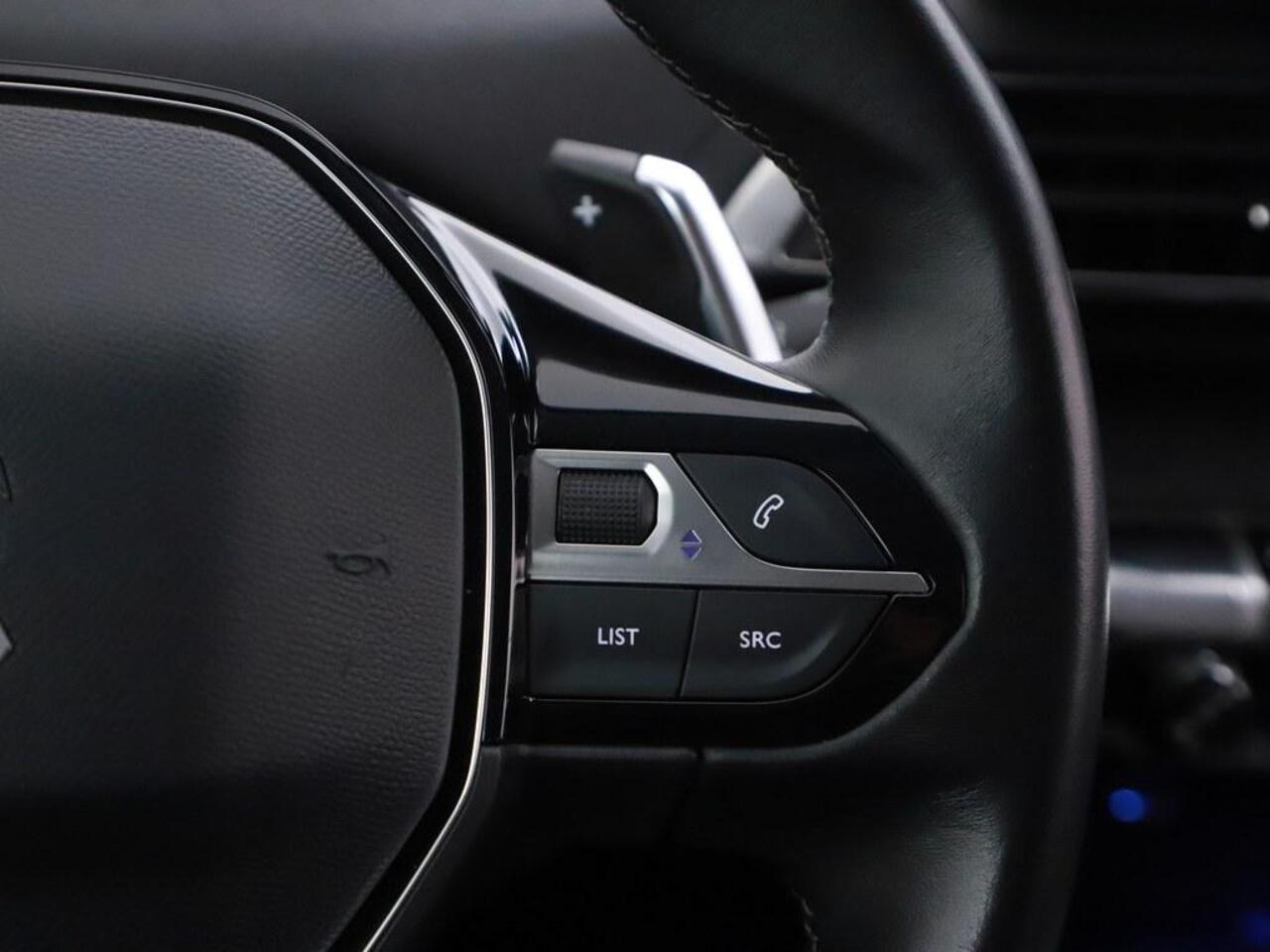 Peugeot 5008 1.2T 130pk Automaat 7Pers Allure Trekhaak/Camera