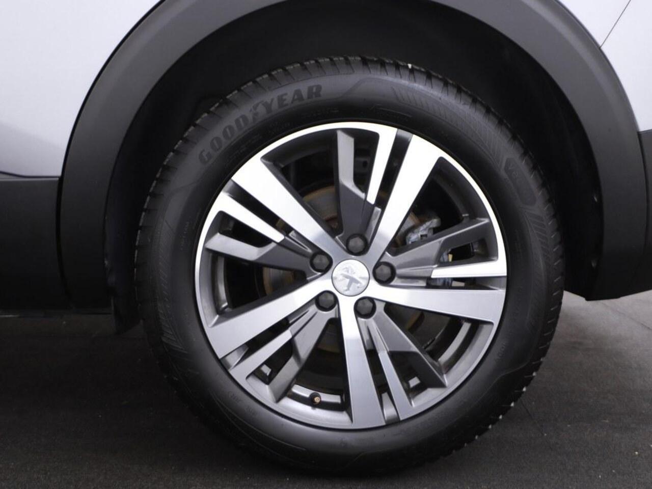 Peugeot 5008 1.2T 130pk Automaat 7Pers Allure Trekhaak/Camera