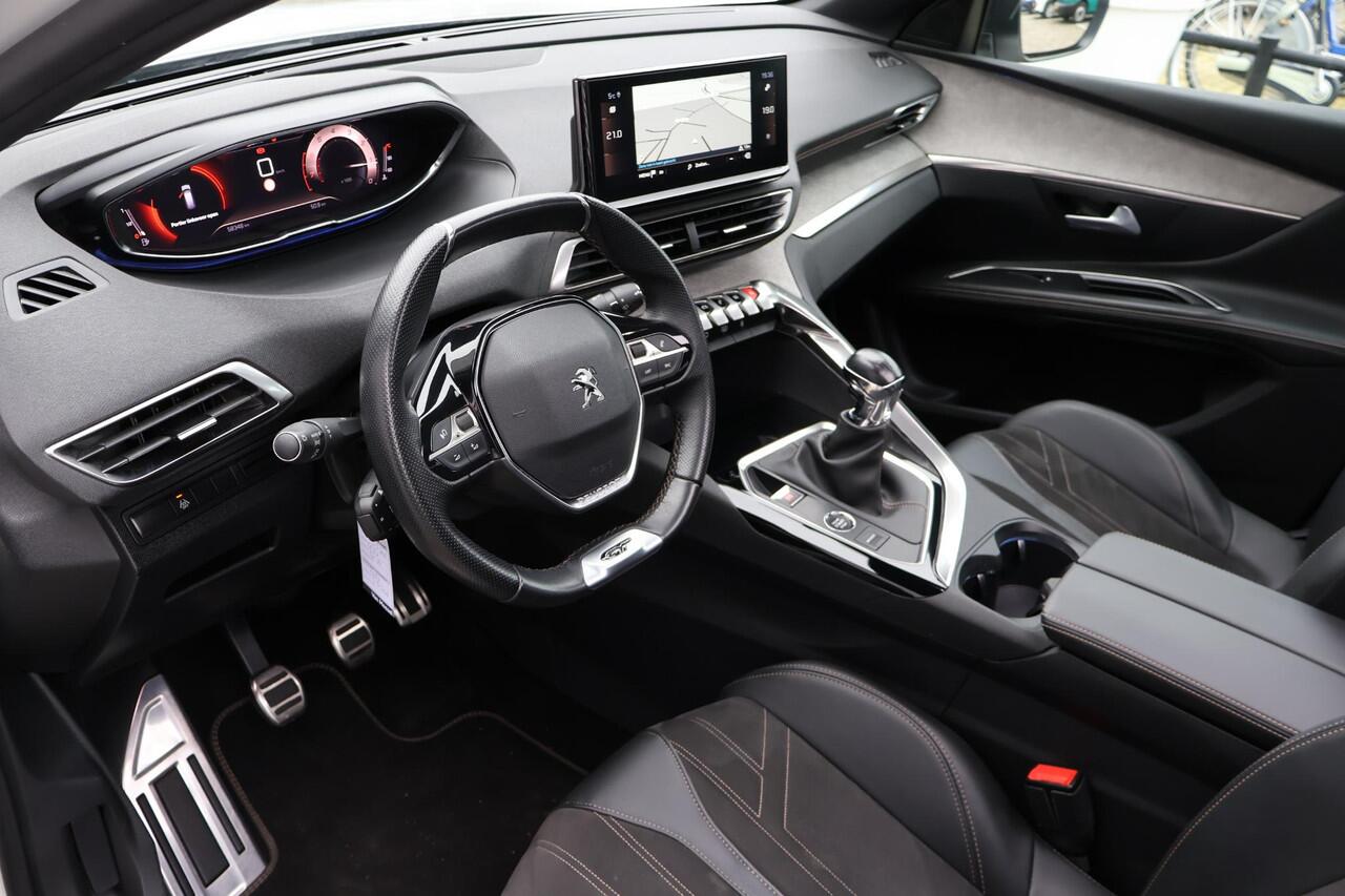 Peugeot 5008 1.2 PureTech GT 1e Eigenaar | Volledig Onderh | BTW | NL-Auto | 7p | Pano | Camera | Carplay | Bots | Alcantara | Full Led | Cruise | DAB | PDC | Start/Stop | Hill-Hold | Dodehoek