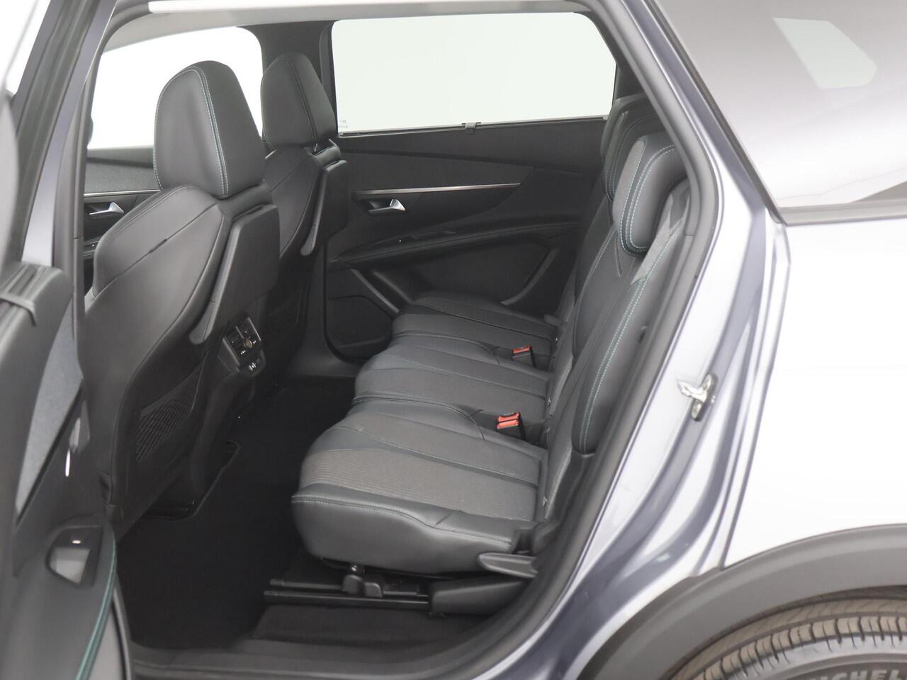 Peugeot 5008 1.2 Blue Lease Allure 130pk 7P NAVI|STOELVERW|ACC|BLIS|ELEK.ACHTERKLEP|CAMERA|PDC|18INCH