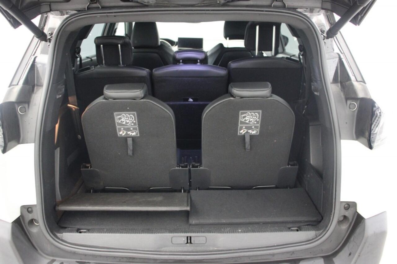 Peugeot 5008 1.2 PureTech GT-Line 7-Persoons Automaat - Carplay, Camera, Half Leer, Stoelverw. Memory, Afn. Trekhaak