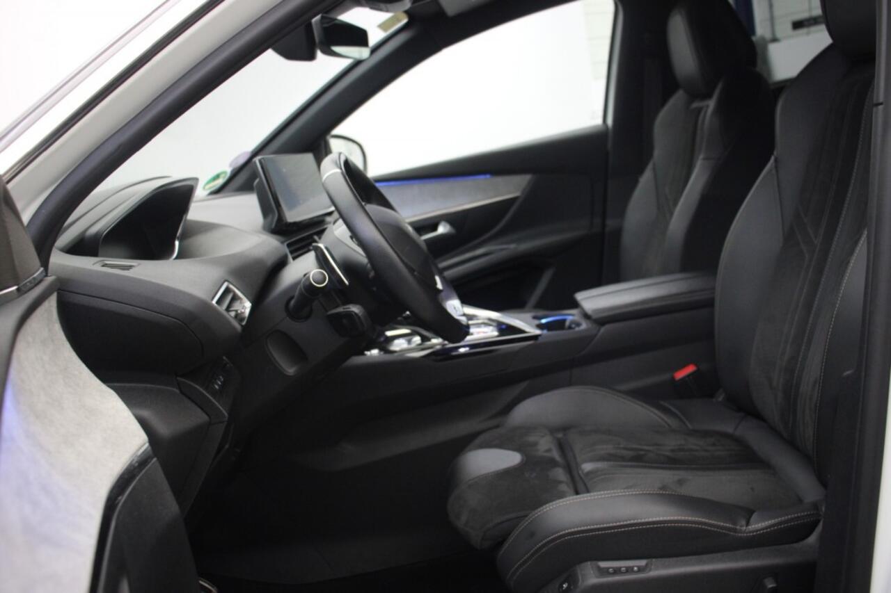 Peugeot 5008 1.2 PureTech GT-Line 7-Persoons Automaat - Carplay, Camera, Half Leer, Stoelverw. Memory, Afn. Trekhaak