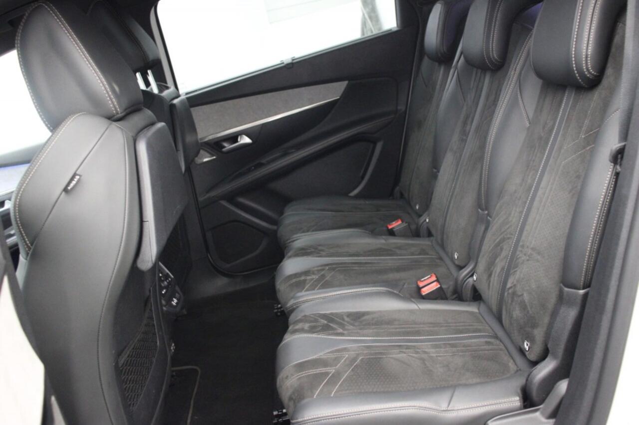 Peugeot 5008 1.2 PureTech GT-Line 7-Persoons Automaat - Carplay, Camera, Half Leer, Stoelverw. Memory, Afn. Trekhaak