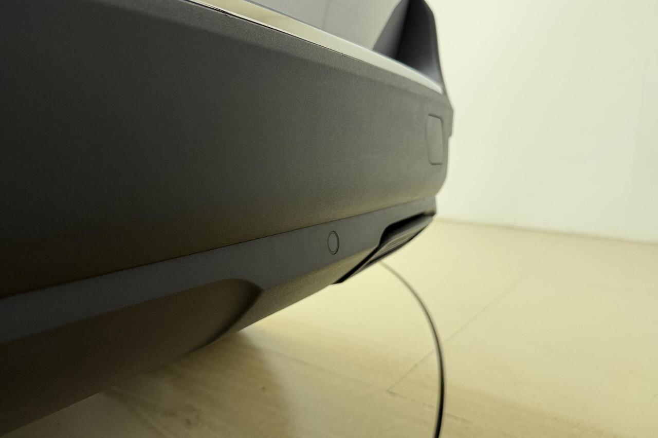 Peugeot 5008 1.2 PureTech Blue Lease Allure 130 PK | Handgeschakeld | Handsfree achterklep | 7-Zits | Camera | Cruise Control | Climate Control | Navigatie | Voorraad