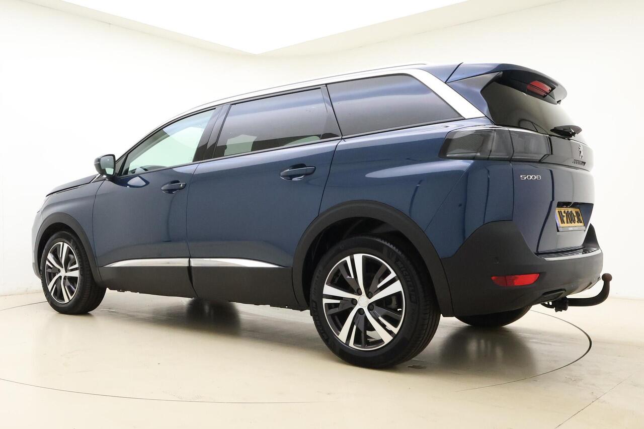 Peugeot 5008 1.2 PureTech Allure 130 PK | Handgeschakeld | Trekhaak | Cruise Control | Climate Control | Navigatie | Mirror Screen | Dealer onderhouden | 1e eigenaar