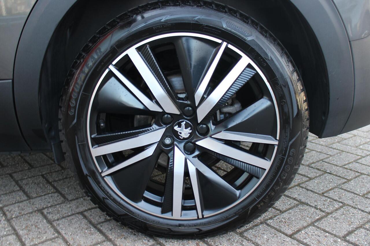 Peugeot 5008 1.2 130PK AUTOMAAT GT PACK BUSINESS | PANORAMISCH SCHUIF/KANTEL DAK | AFNEEMBARE TREKHAAK | ALCANTARA BEKLEDING | FULL LED KOPLAMPEN | FOCAL AUDIO | 19" LICHTMETALEN VELGEN | CLIMATE CONTROL | DODEHOEK DETECTIE | ADAPTIVE CRUISE CONTROL | APPLE CARPLAY/AN