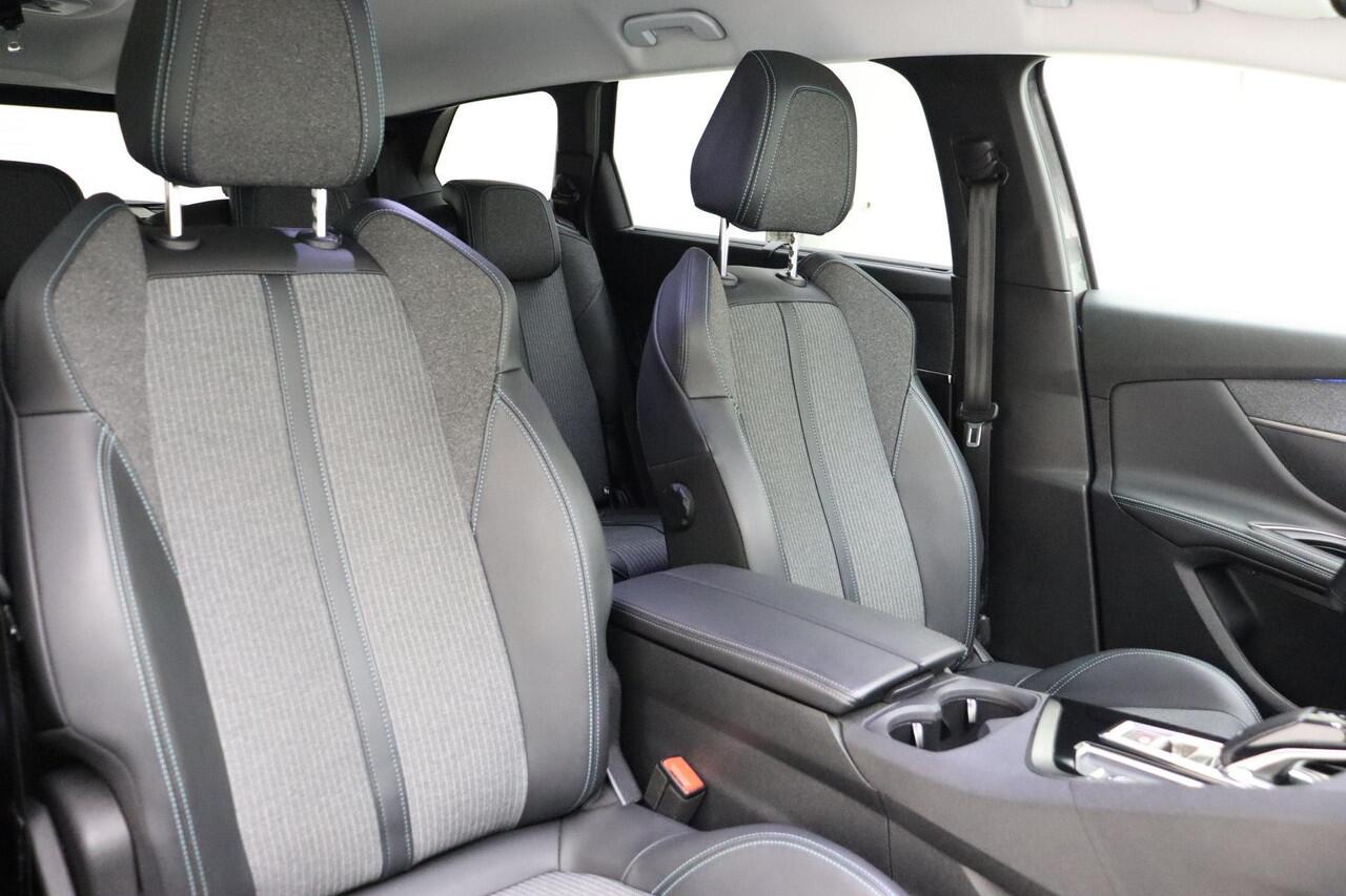 Peugeot 5008 1.2T 130pk Automaat Allure Pack Business | 7-Zits | Dodehoekdetectie | Camera | Navigatie | Cruise Control | Climate Control | Licht metalen velgen | 1e eigenaar | BTW Auto