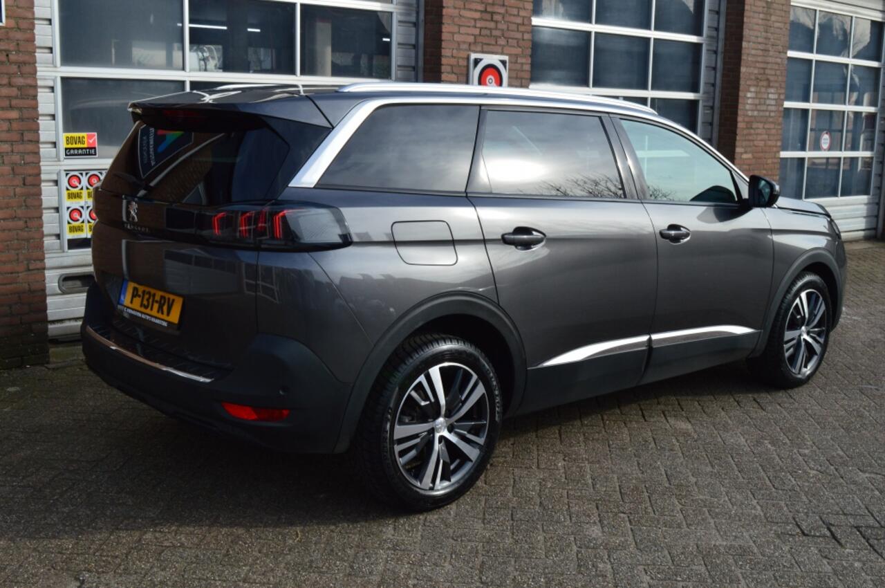 Peugeot 5008 zitplaatsen, Camera voor en 1.2 PureTech Allure