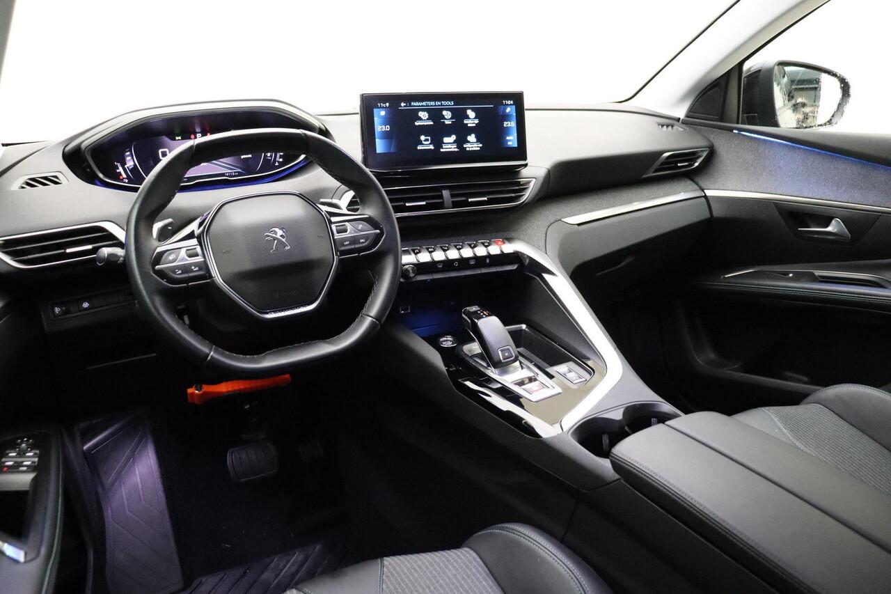 Peugeot 5008 1.2 PureTech Allure Pack Business | AUTOMAAT | 7-Zits | Dodehoek Detectie | Navigatie | Achteruitrij Camera |