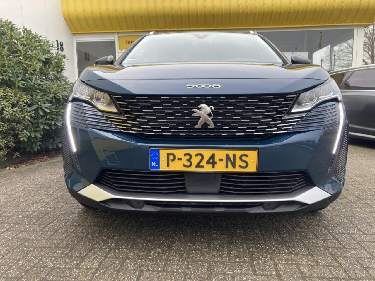 Peugeot 5008 1.2 PT Allure 7 Persoons Automaat Trekhaak Navi