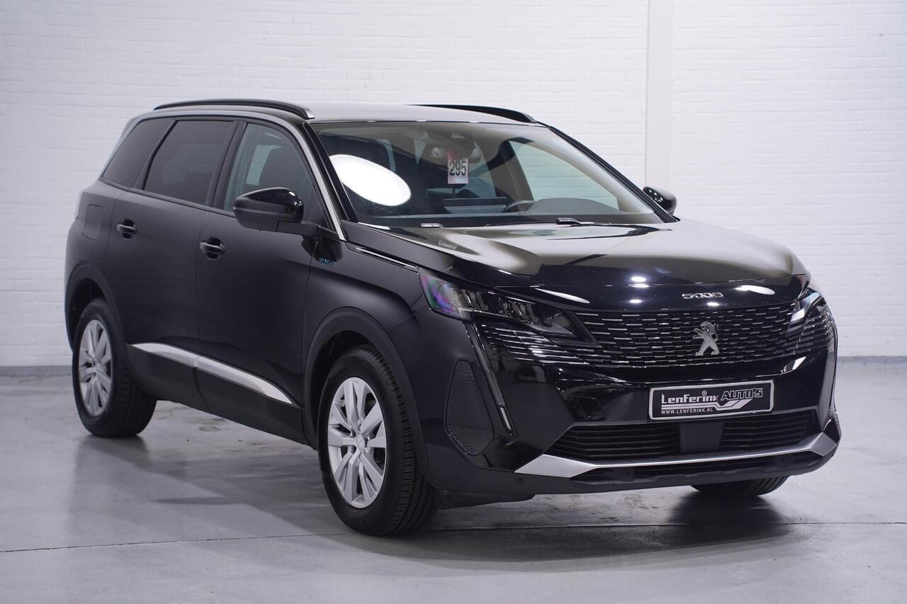 Peugeot 5008 1.5 HDI 7-pers. climate-controle cruise-controle LED-verlichting 17"-lmv PDC achter private-glas Navigatie camera dakrails STYLE-Pack