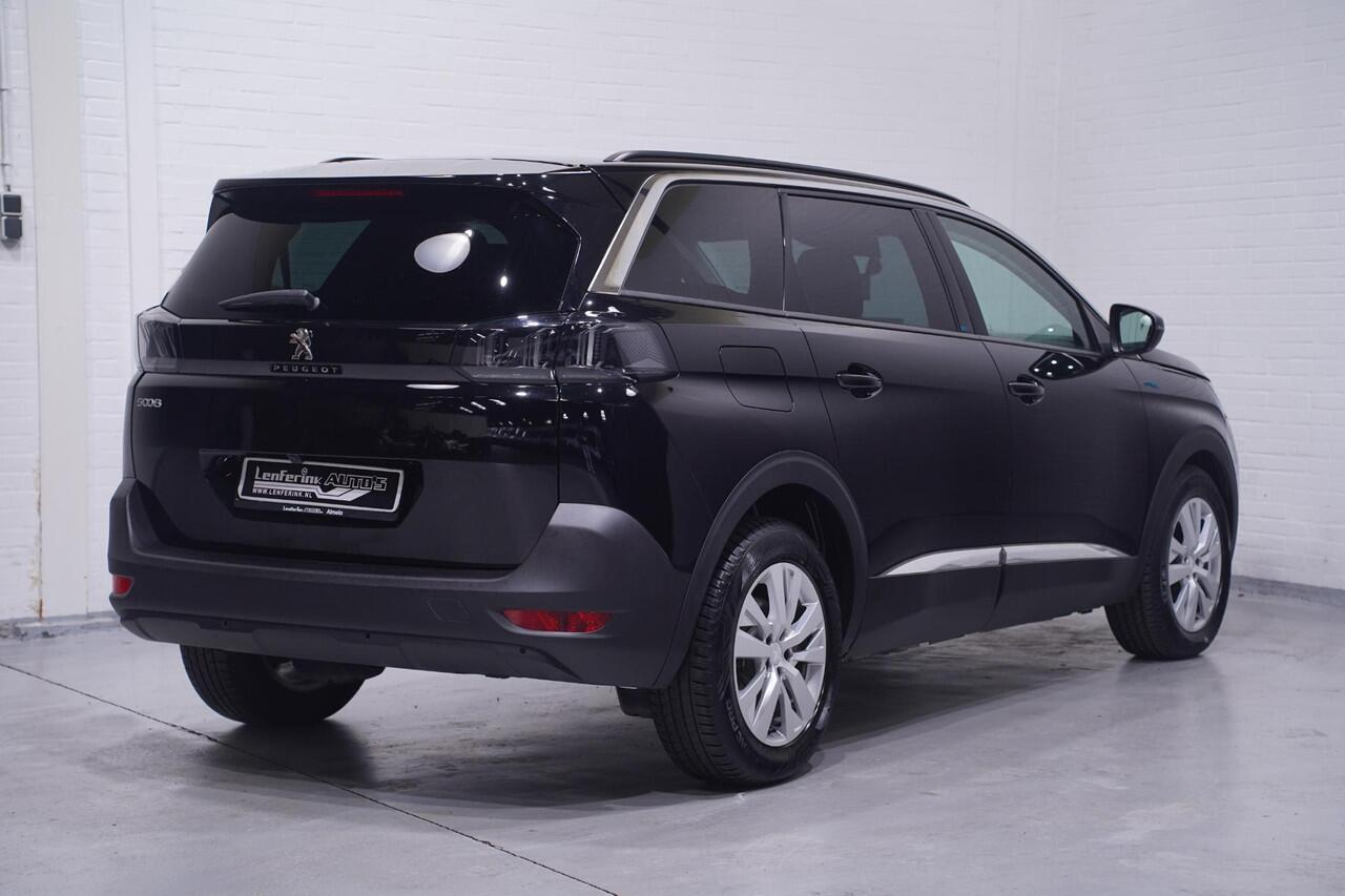 Peugeot 5008 1.5 HDI 7-pers. climate-controle cruise-controle LED-verlichting 17"-lmv PDC achter private-glas Navigatie camera dakrails STYLE-Pack