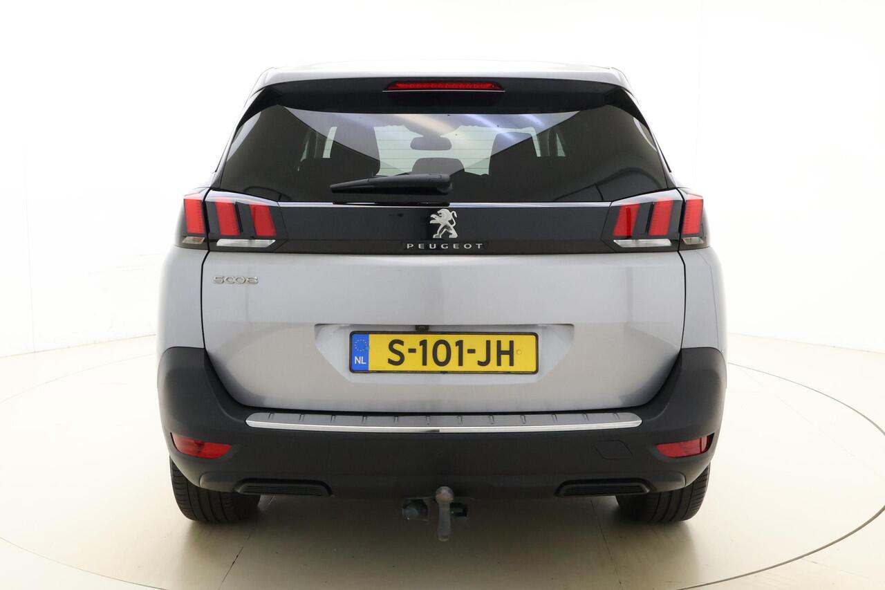 Peugeot 5008 1.2 PureTech 130pk Allure Pack Business | Verwarmde voorstoelen |Trekhaak afneembaar | Navigatie | Apple Carplay/Android Auto